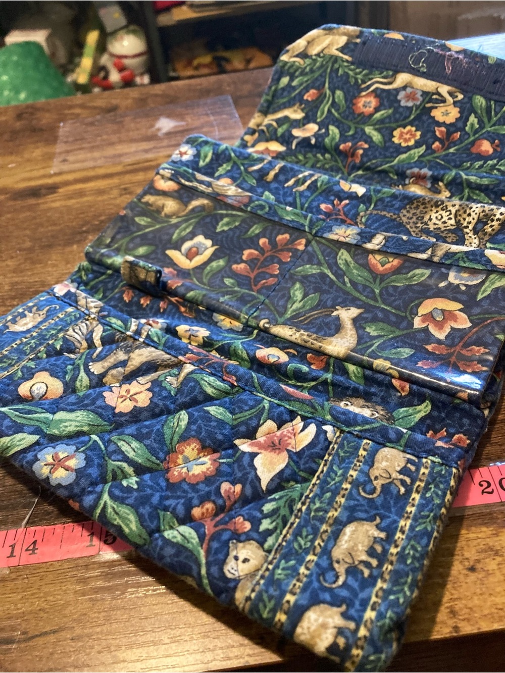 Tri-fold over wallet - Picture 5 of 9